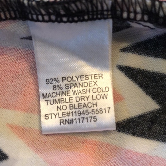 la vanya abstract print nautical criss cross gold tone chain tie & drop LS top - Picture 12 of 12